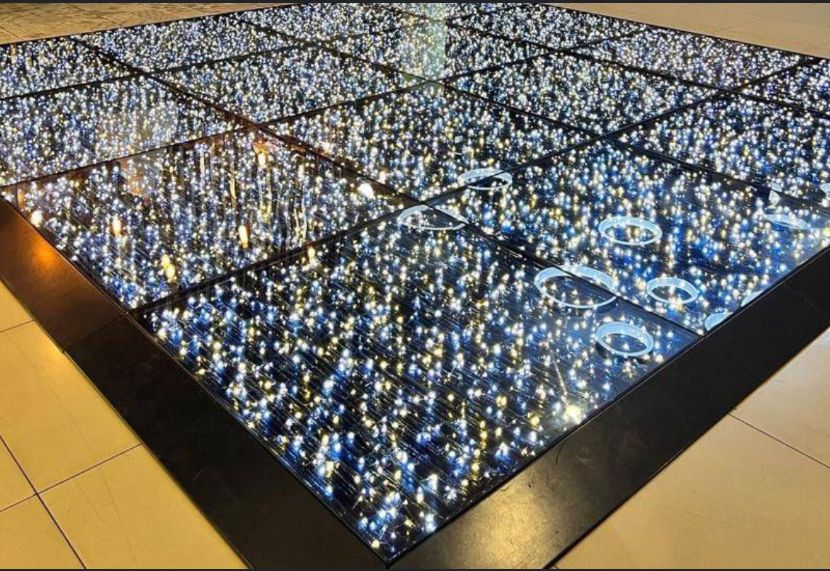 Pista Galáxia — piso de LED com efeito estrelado